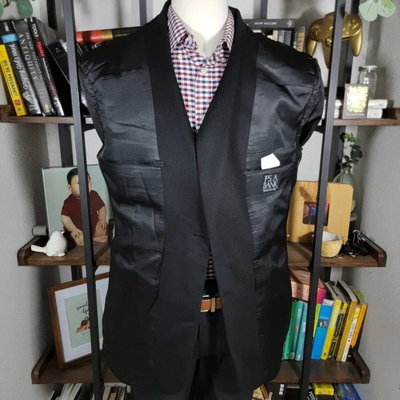JOS A BANK GORDON Men's Sport Coat Blazer Two‎ Button Solid Black CASHMERE 43R